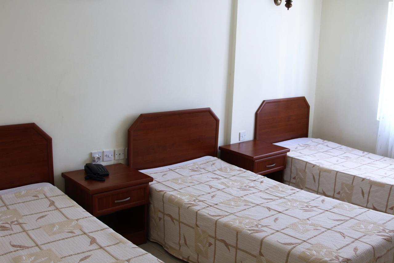 Kasgar Court Hotel Agia Varvara Luaran gambar